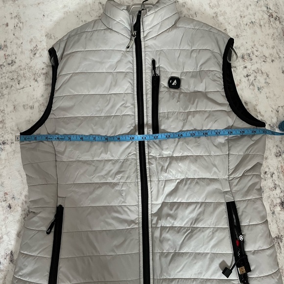 Action Heat Heated Vest - Picture 9 of 11